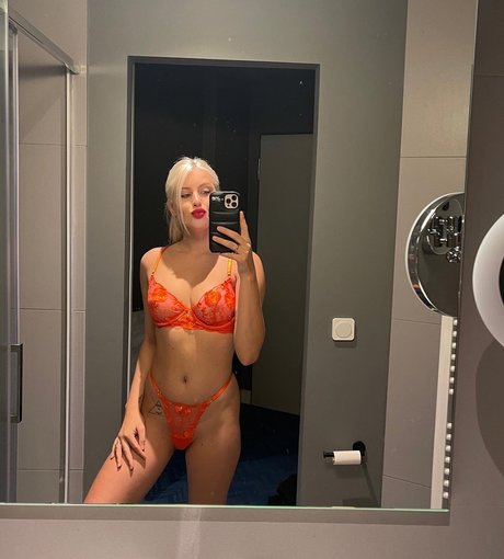 Foto di nudo di fuga di OnlyFans di Chloe Verhagen
