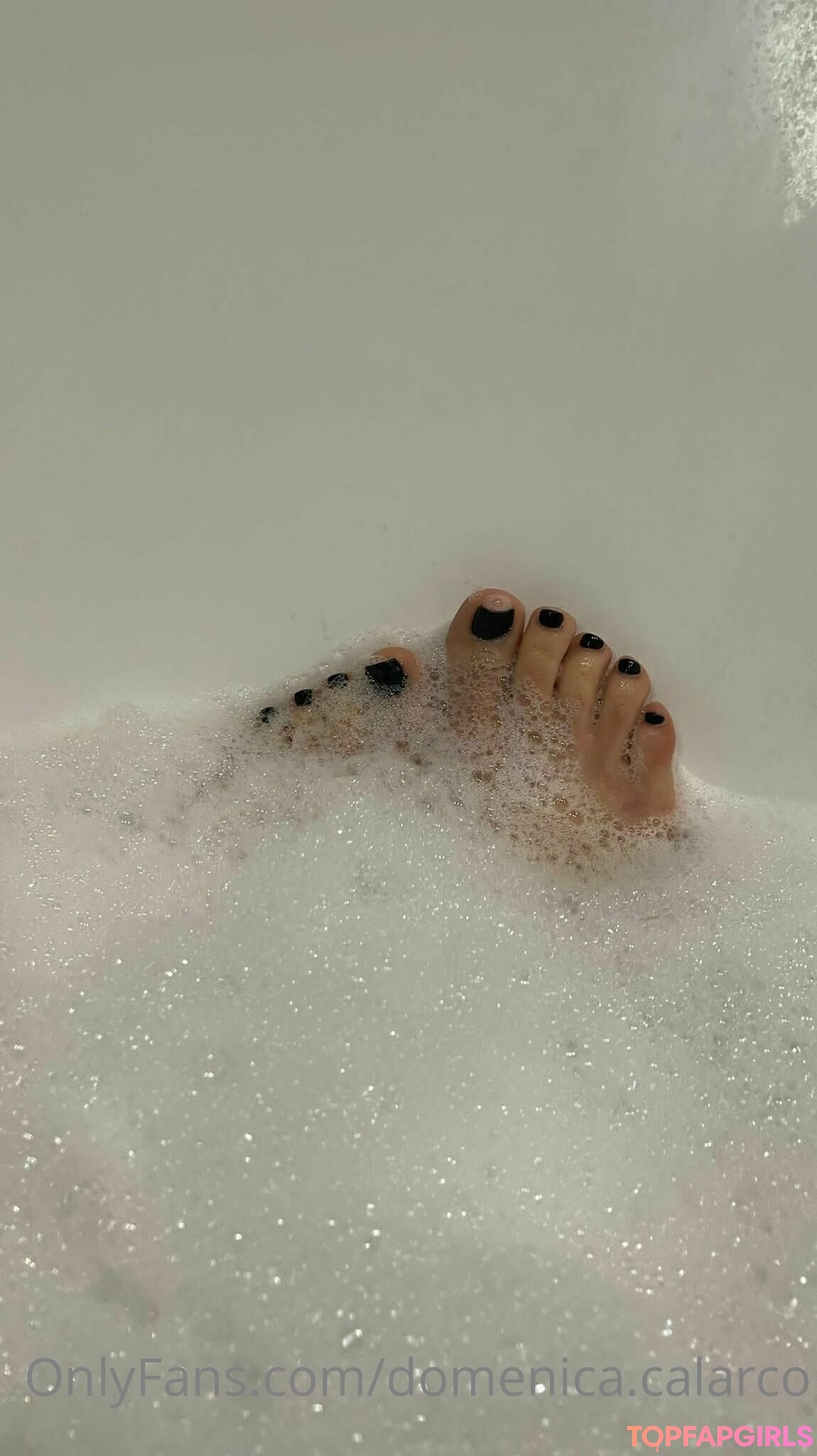 Foto di nudo di fuga di OnlyFans di Domenica Calarco #11 Foto di nudo di fuga di OnlyFans di Domenica Calarco #11