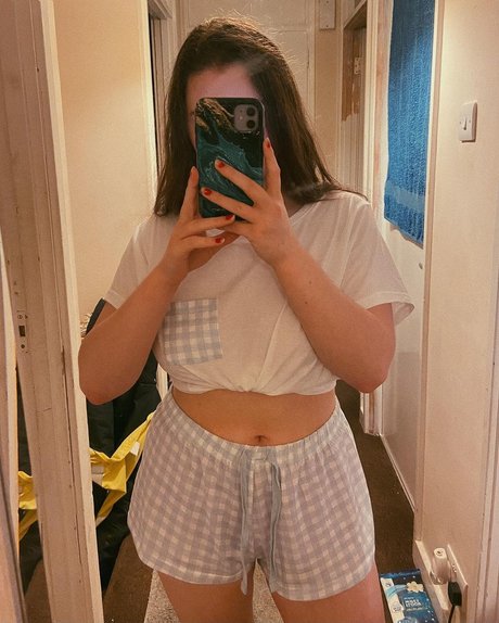 Foto di nudo di fuga di OnlyFans di Xsarahlbx