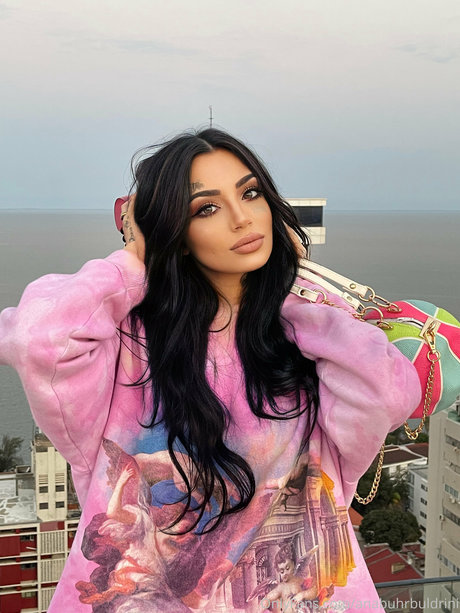 Ana Buhr Buldrini
