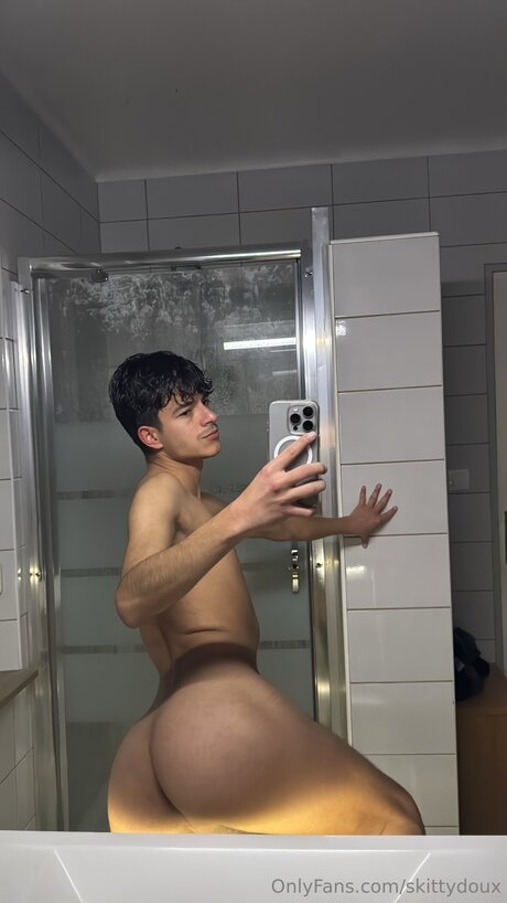 Foto di nudo di fuga di OnlyFans di Skittydoux