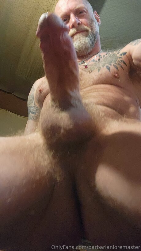 Foto di nudo di fuga di OnlyFans di Barbarianloremaster