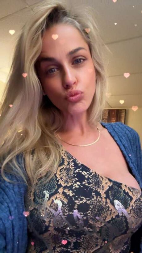Foto di nudo di fuga di OnlyFans di U299223820