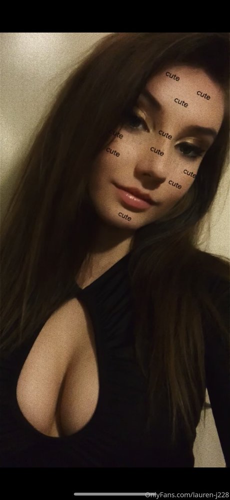 Foto di nudo di fuga di OnlyFans di Lauren Jadexoxo