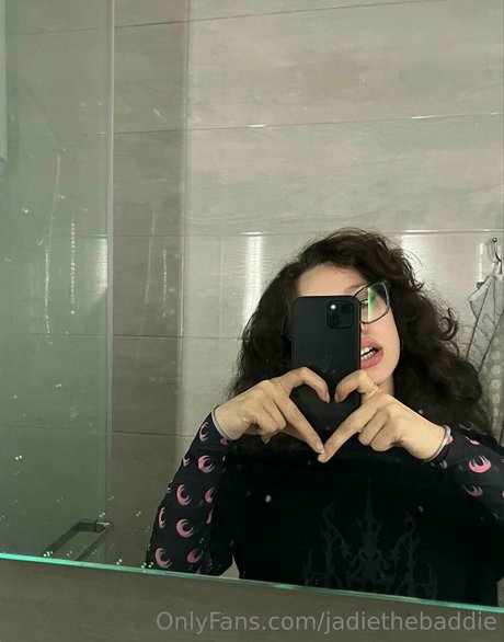 Foto di nudo di fuga di OnlyFans di Jadie The Baddie