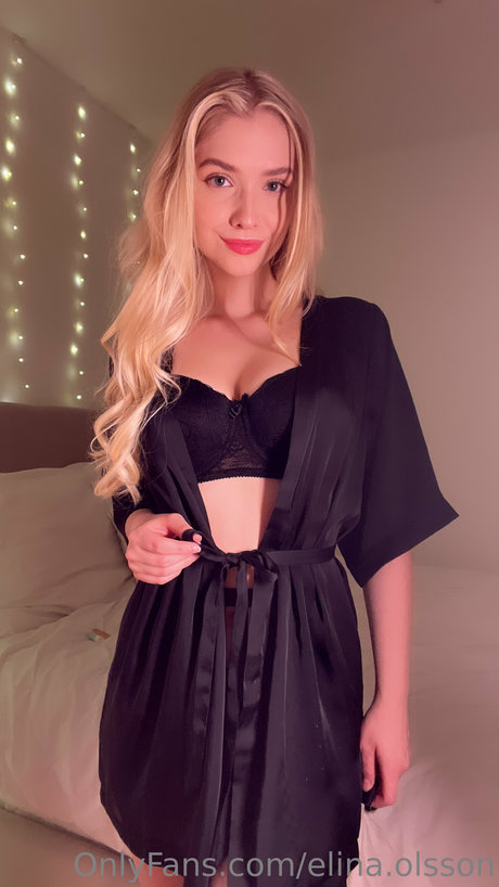 Foto di nudo di fuga di OnlyFans di Elina Olsson