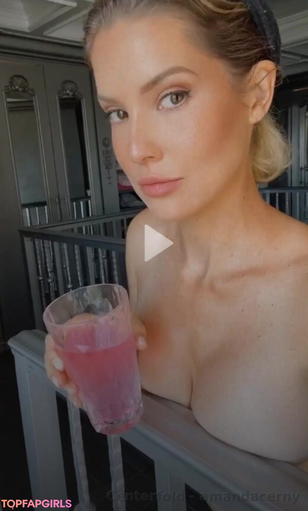 Foto di nudo di fuga di OnlyFans di Amanda Cerny #1132