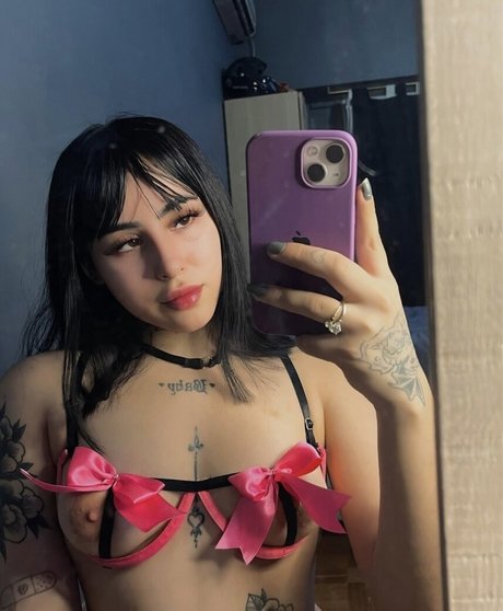 Foto di nudo di fuga di OnlyFans di Zowibaby