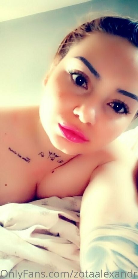 Foto di nudo di fuga di OnlyFans di Zotaalexandra