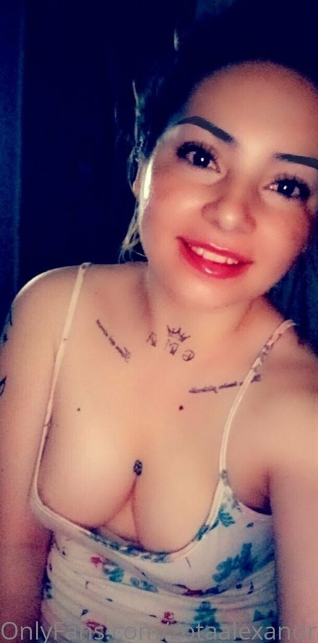 Foto di nudo di fuga di OnlyFans di Zotaalexandra