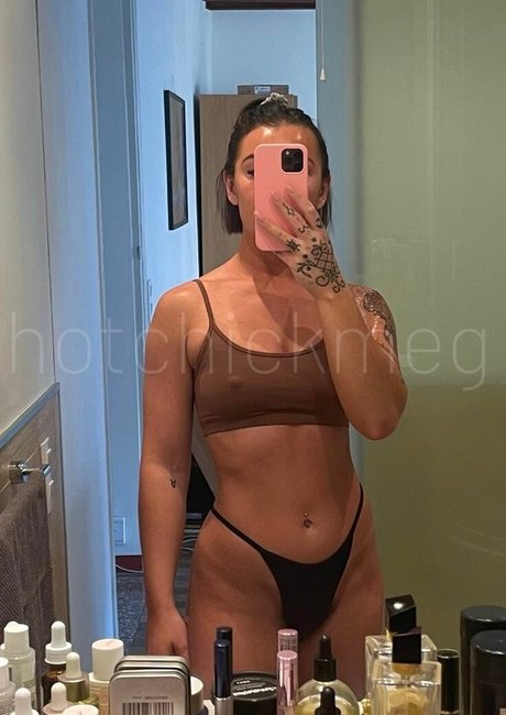 Foto di nudo di fuga di OnlyFans di Hotchickmeg