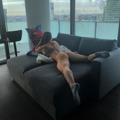 Foto di nudo di fuga di OnlyFans di Rose Fittt Fitnfreaky