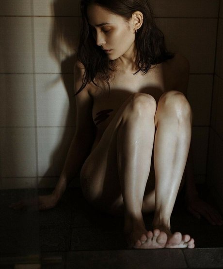 Foto di nudo di fuga di OnlyFans di Zukhra Galina