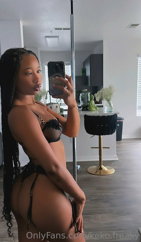 Foto di nudo di fuga di OnlyFans di Keke Freaky
