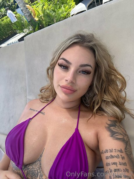 Foto di nudo di fuga di OnlyFans di Lana James