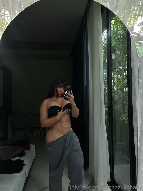 Foto di nudo di fuga di OnlyFans di Itsnezukobaby