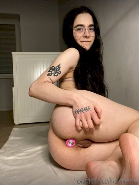 Foto di nudo di fuga di OnlyFans di Kerrasinvip