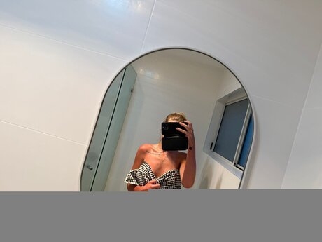 Foto di nudo di fuga di OnlyFans di Jadegvip
