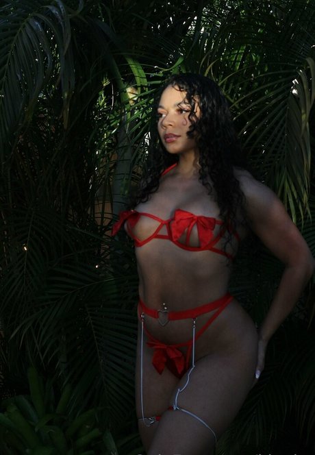 Foto di nudo di fuga di OnlyFans di Koryanna Beavers