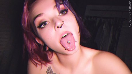Foto di nudo di fuga di OnlyFans di Shi121200
