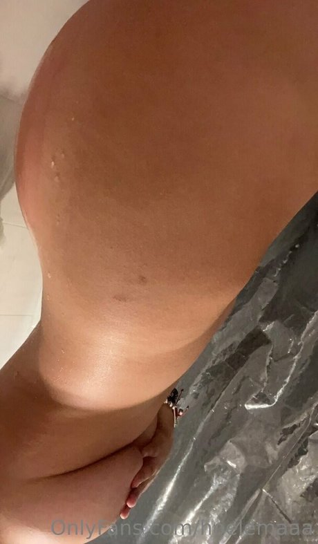 Foto di nudo di fuga di OnlyFans di Zoolema