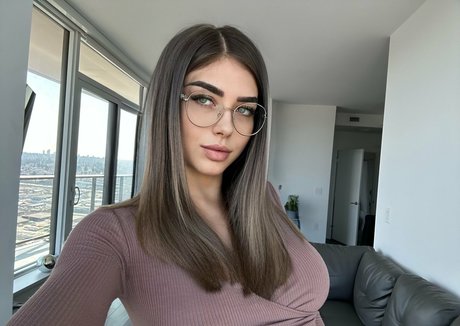 Foto di nudo di fuga di OnlyFans di Misskloesmith