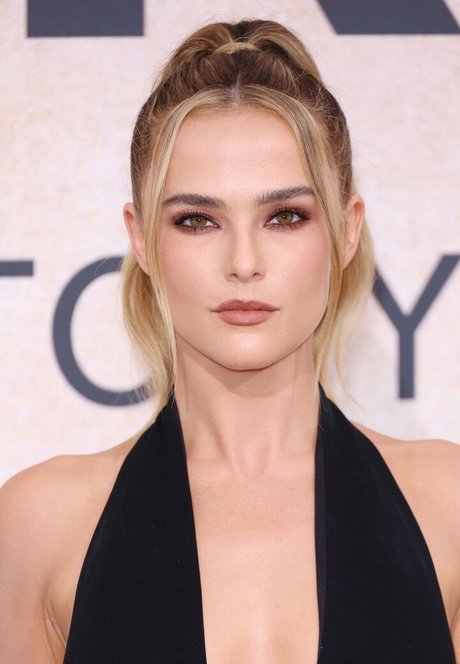 Foto di nudo di fuga di OnlyFans di Zoey Deutch