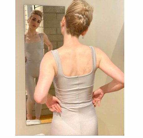 Foto di nudo di fuga di OnlyFans di Zoe Lister Jones