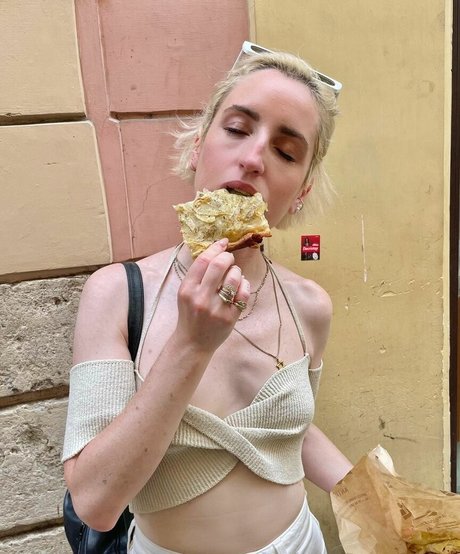 Foto di nudo di fuga di OnlyFans di Zoe Lister Jones