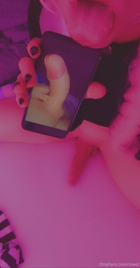 Foto di nudo di fuga di OnlyFans di Zoeqt