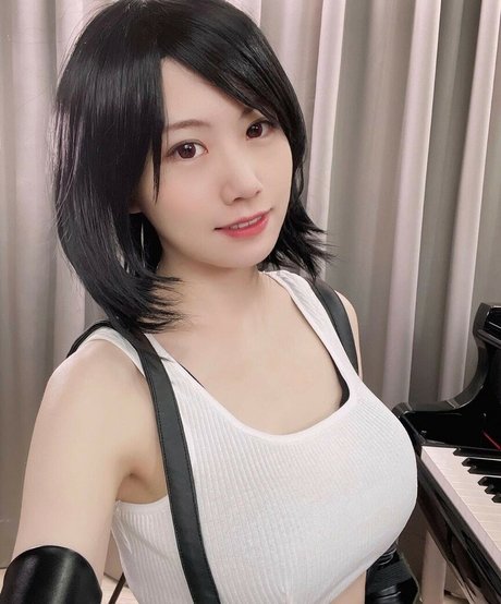 Foto di nudo di fuga di OnlyFans di Rus Piano