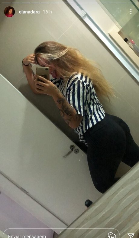 Foto di nudo di fuga di OnlyFans di Elana Dara