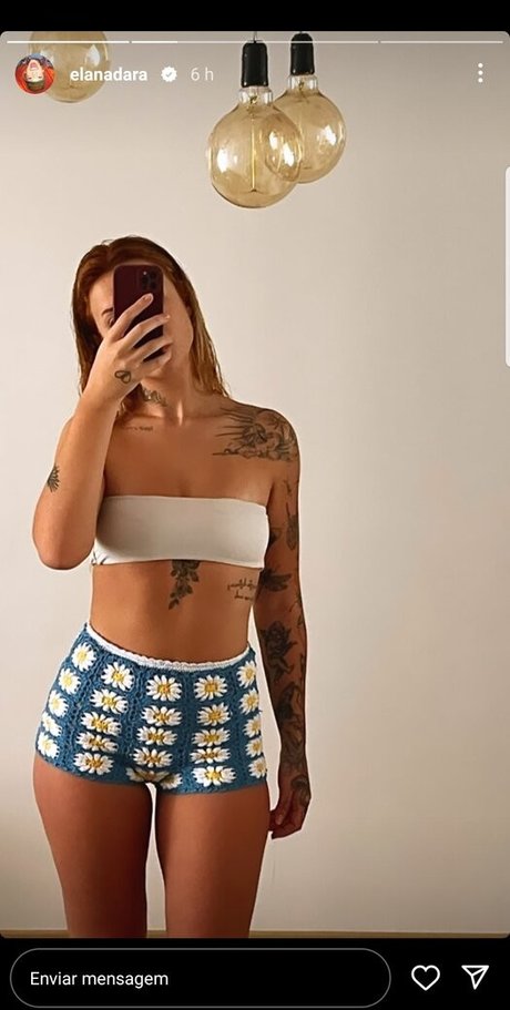 Foto di nudo di fuga di OnlyFans di Elana Dara