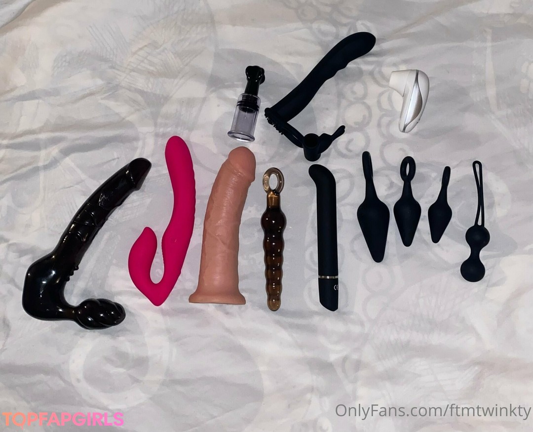 Foto di nudo di fuga di OnlyFans di Ftmtwinkty #35 Foto di nudo di fuga di OnlyFans di Ftmtwinkty #35