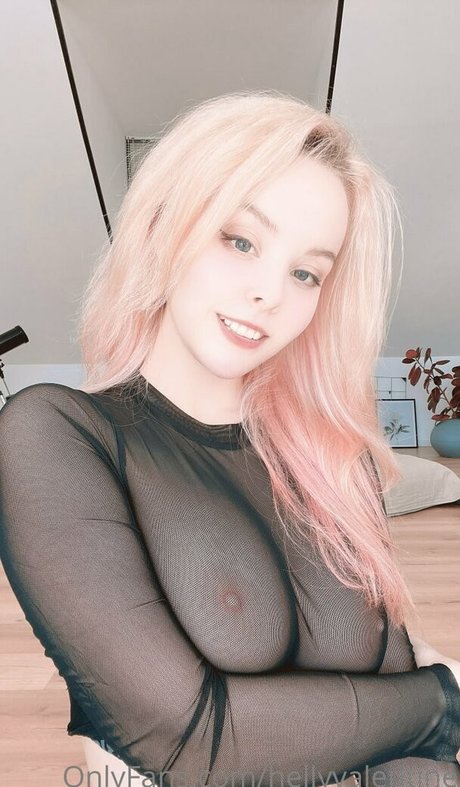 Helly Valentine
