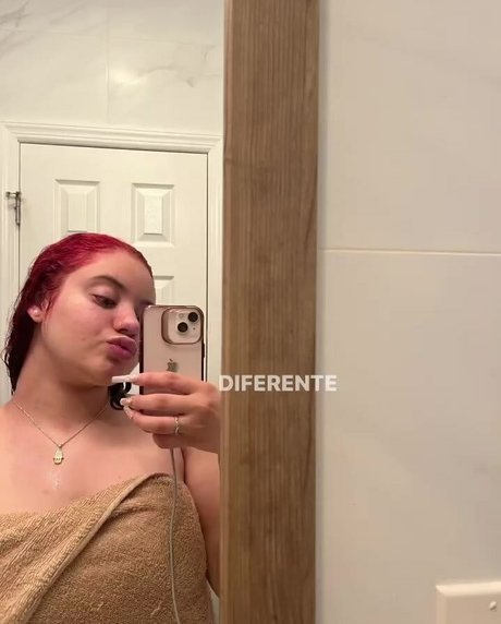 Foto di nudo di fuga di OnlyFans di Sesy Dadoll