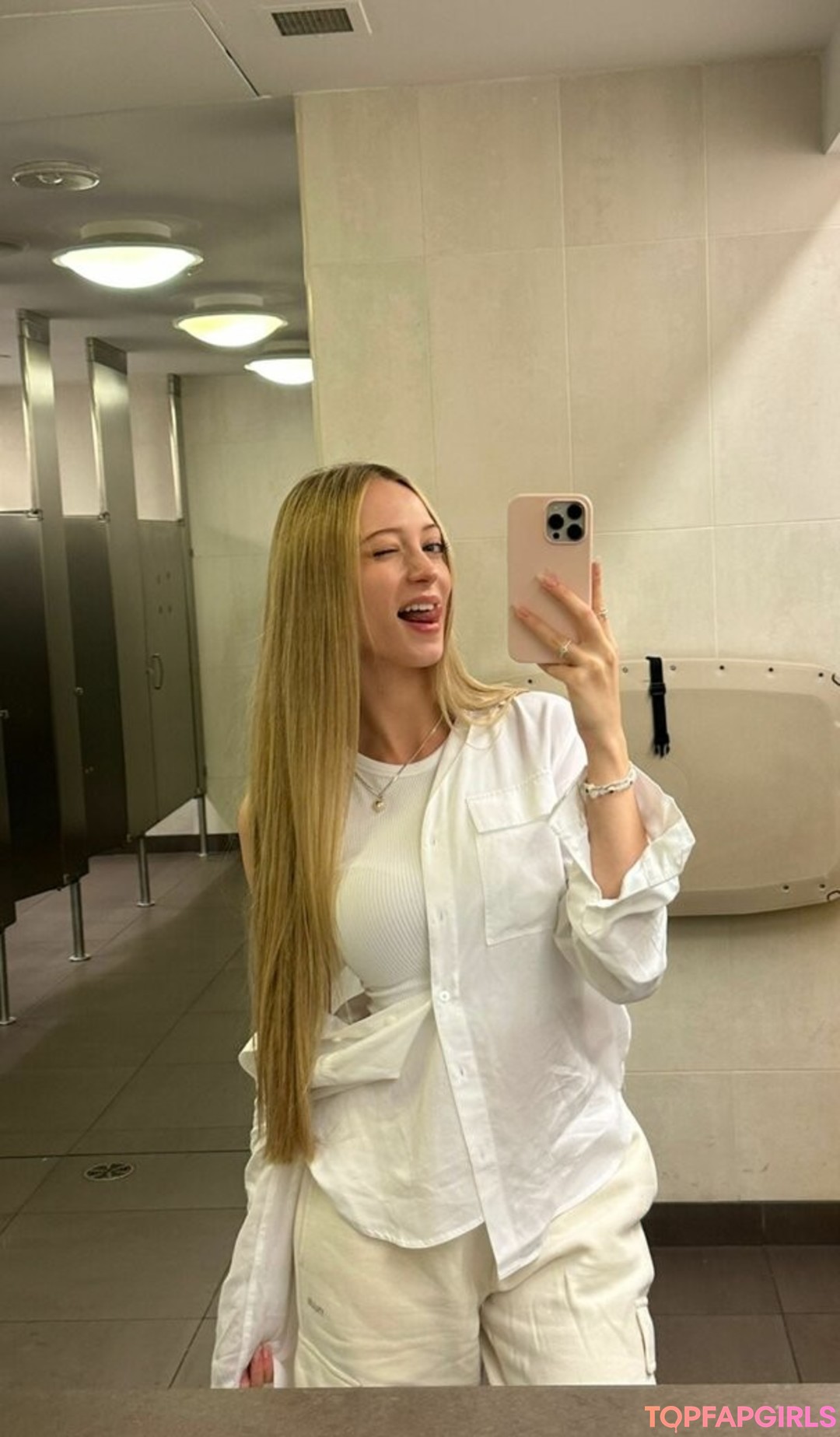 Foto di nudo di fuga di OnlyFans di Sophia Diamond #1104