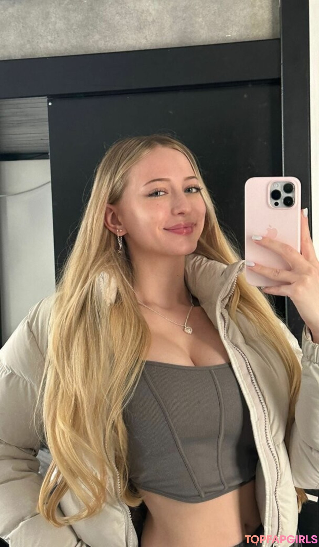 Foto di nudo di fuga di OnlyFans di Sophia Diamond #663 Foto di nudo di fuga di OnlyFans di Sophia Diamond #663