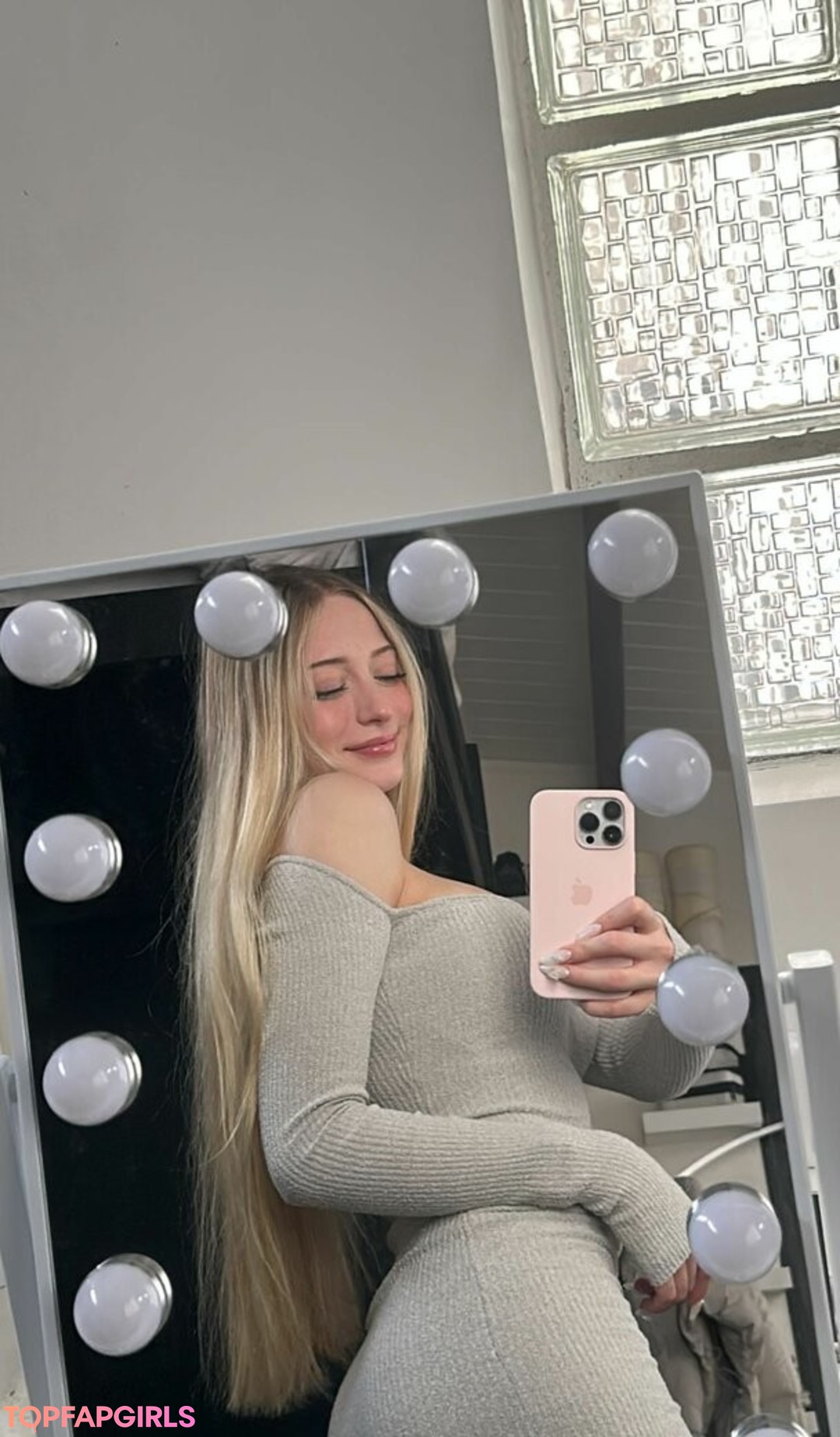 Foto di nudo di fuga di OnlyFans di Sophia Diamond #721 Foto di nudo di fuga di OnlyFans di Sophia Diamond #721