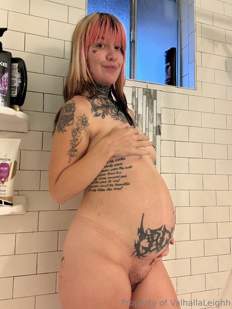 Foto di nudo di fuga di OnlyFans di Valhallaleighh Free