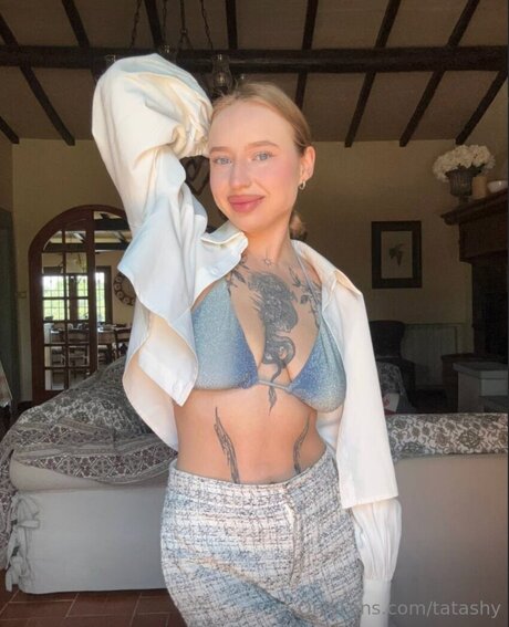 Foto di nudo di fuga di OnlyFans di Tatashy