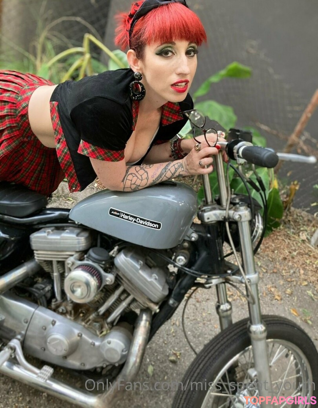 Foto di nudo di fuga di OnlyFans di Miss Spent Youth #184 Foto di nudo di fuga di OnlyFans di Miss Spent Youth #184