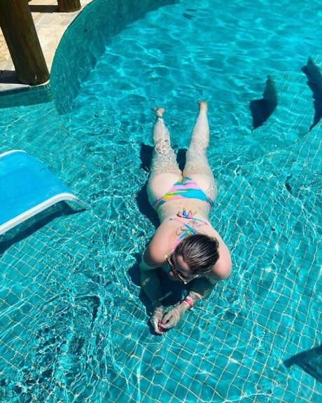 Foto di nudo di fuga di OnlyFans di Nahzinhaa