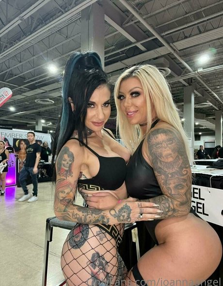Joanna Angel