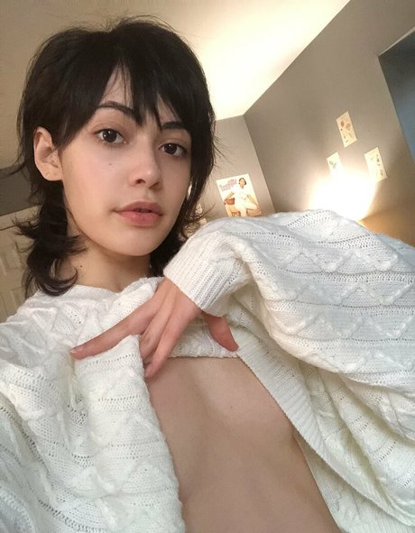 Foto di nudo di fuga di OnlyFans di Betas Inferno