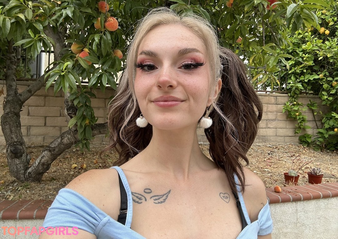 Foto di nudo di fuga di OnlyFans di Busy B Asmr #1509