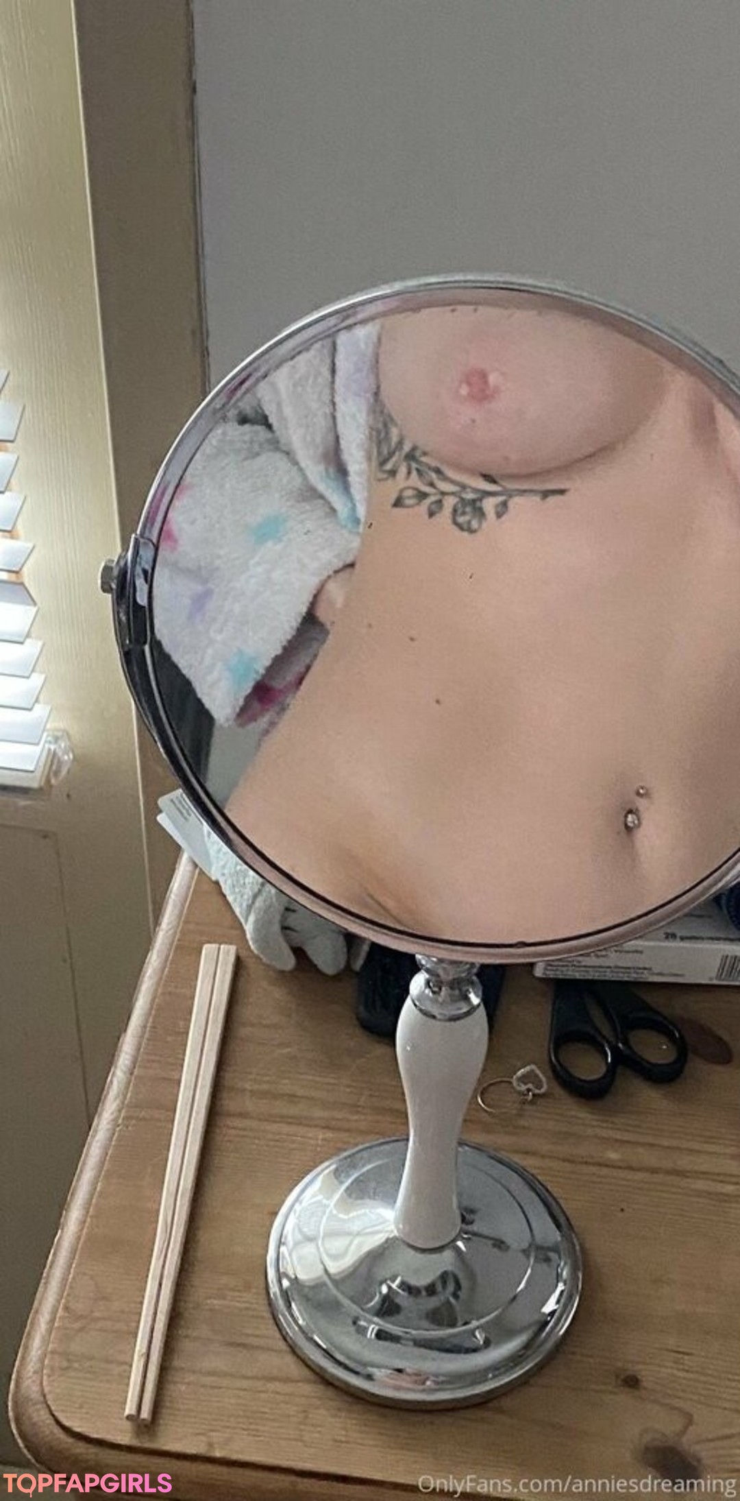 Foto di nudo di fuga di OnlyFans di Annieecharlottefree #19 Foto di nudo di fuga di OnlyFans di Annieecharlottefree #19