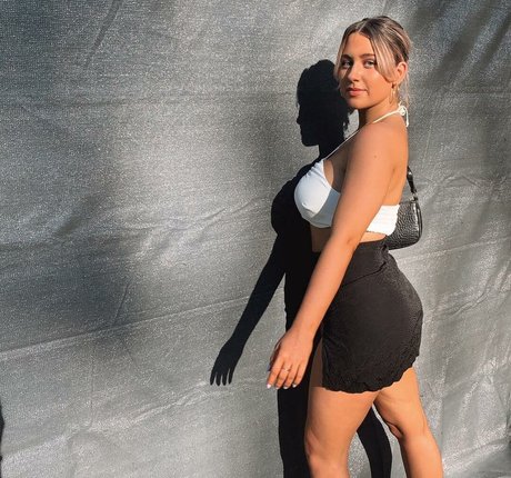 Foto di nudo di fuga di OnlyFans di Tahlia A