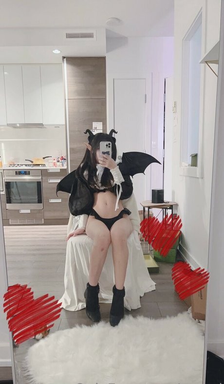 Foto di nudo di fuga di OnlyFans di Awwni