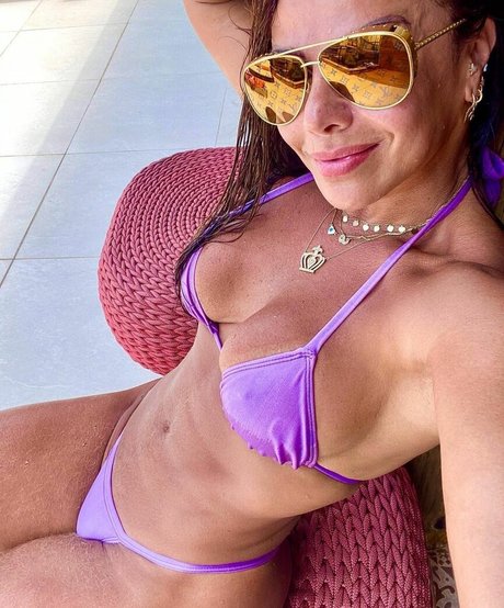 Viviane Araujo
